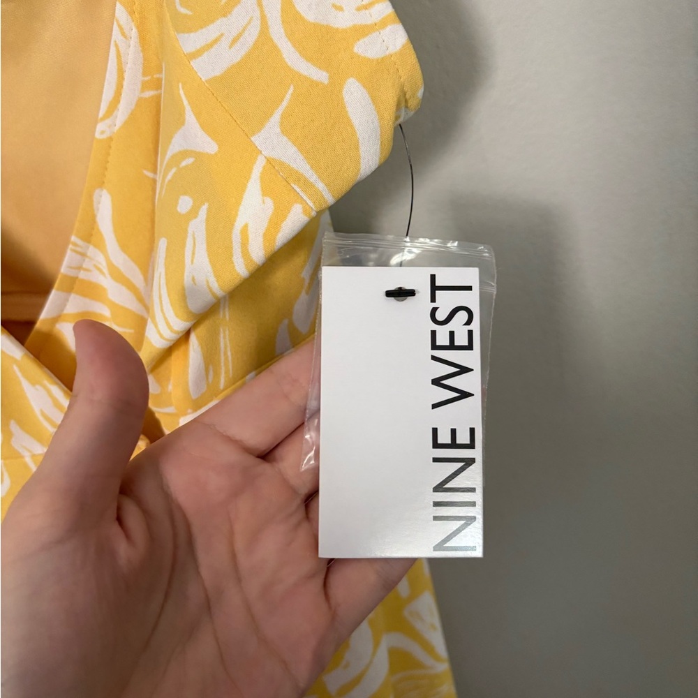 NWT Nine West Yellow White Tropical Palm Print Wrap Midi Dress Large Resort - Picture 5 of 7